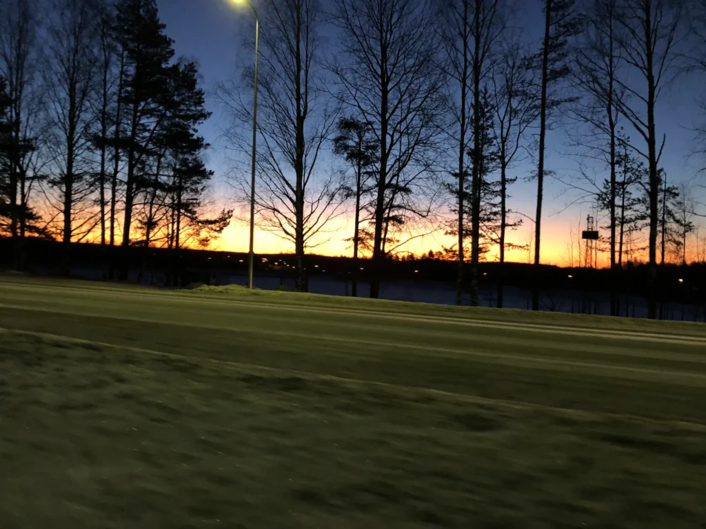 Auringonnousu lappeenrannassa 20.1.2025 - Balls to the Wall blogi